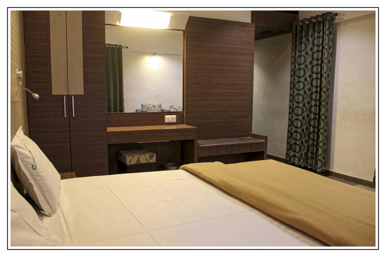 Hotel Prem Nivas Maduraj Zewnętrze zdjęcie